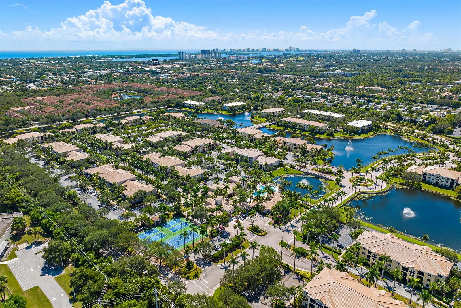 2811 Grande Parkway, Palm Beach Gardens, FL 33410