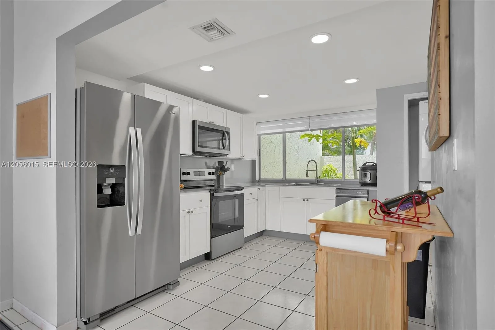 9177 Fontainebleau Blvd # 3, Miami, FL 33172 photo 6