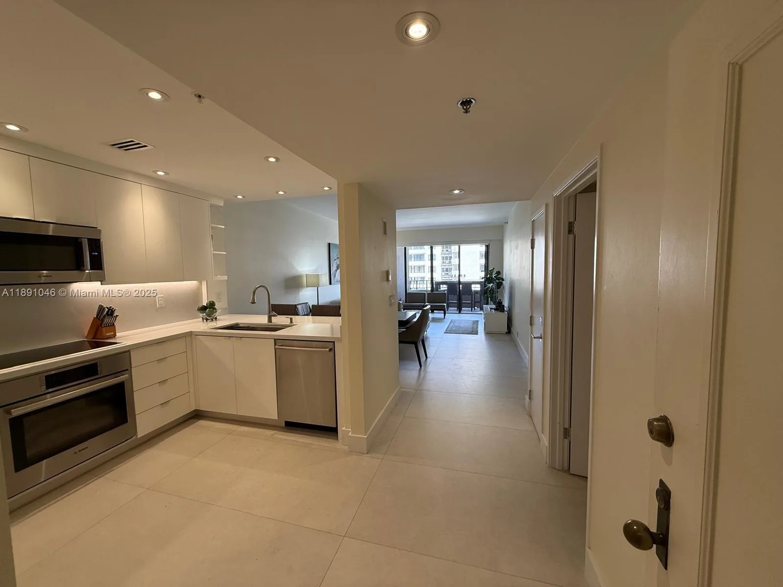 201 Crandon Blvd # 632, Key Biscayne, FL 33149 photo 2