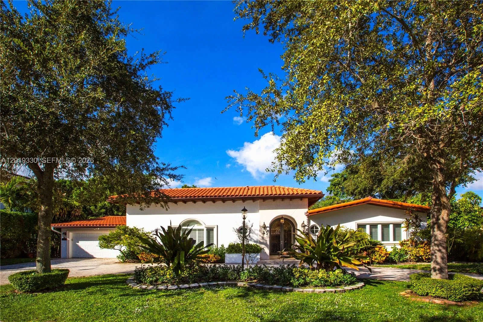 125 W Sunrise Ave, Coral Gables, FL 33133