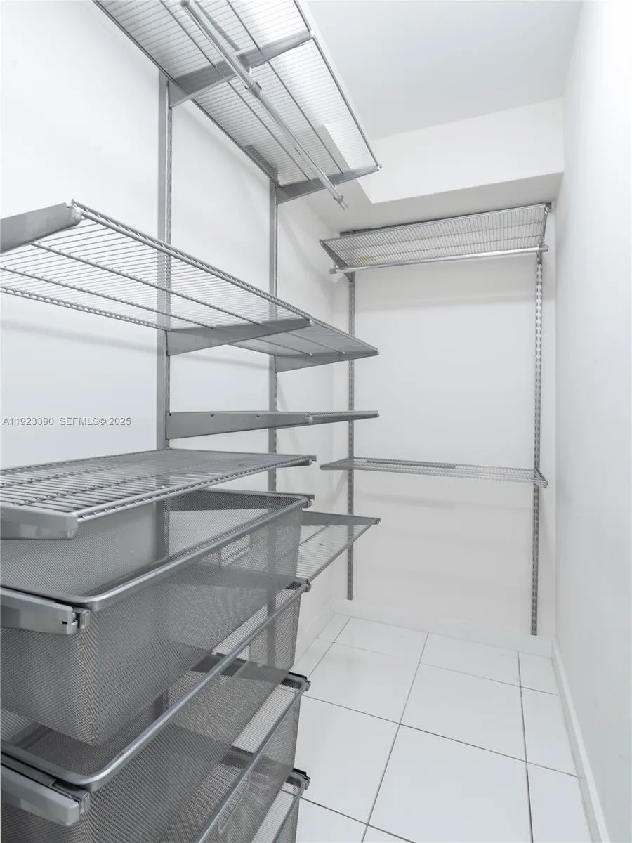 7135 Collins Ave # 1233, Miami Beach, FL 33141 photo 9