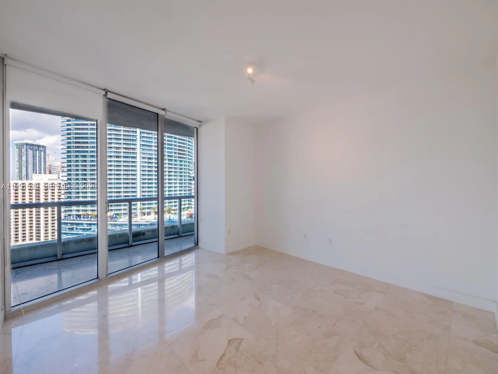 465 Brickell Ave # 2304, Miami, FL 33131 photo 3