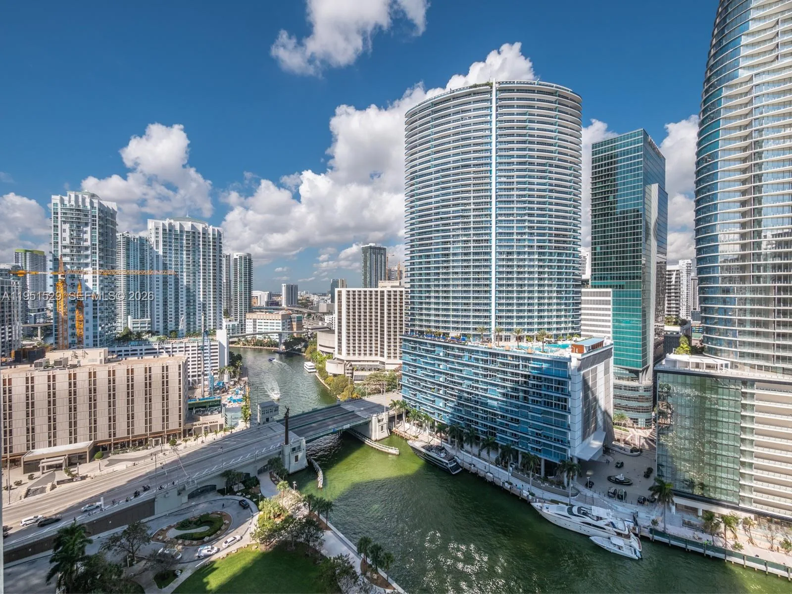 465 Brickell Ave # 2304, Miami, FL 33131 photo 6