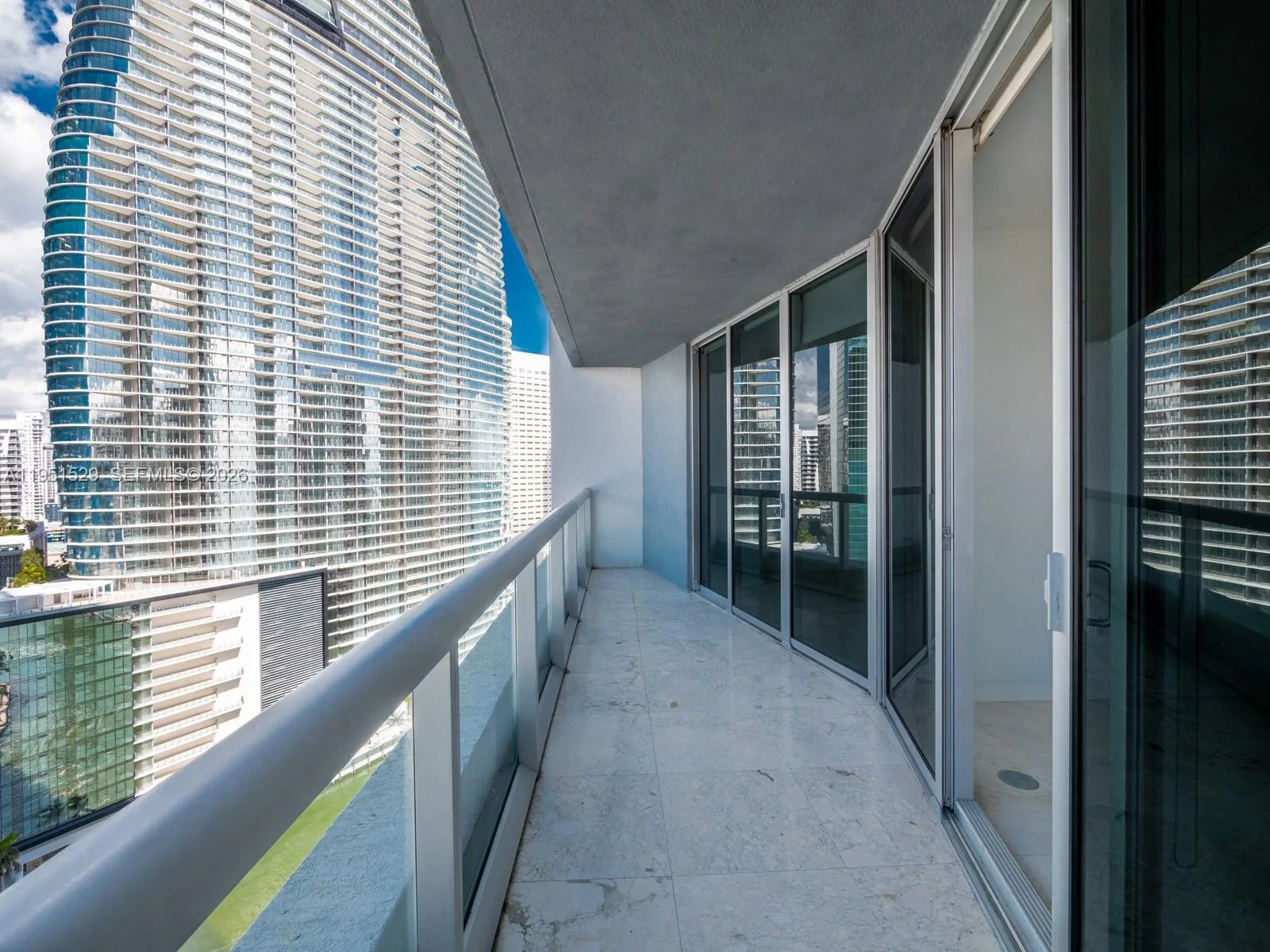 465 Brickell Ave # 2304, Miami, FL 33131 photo 8