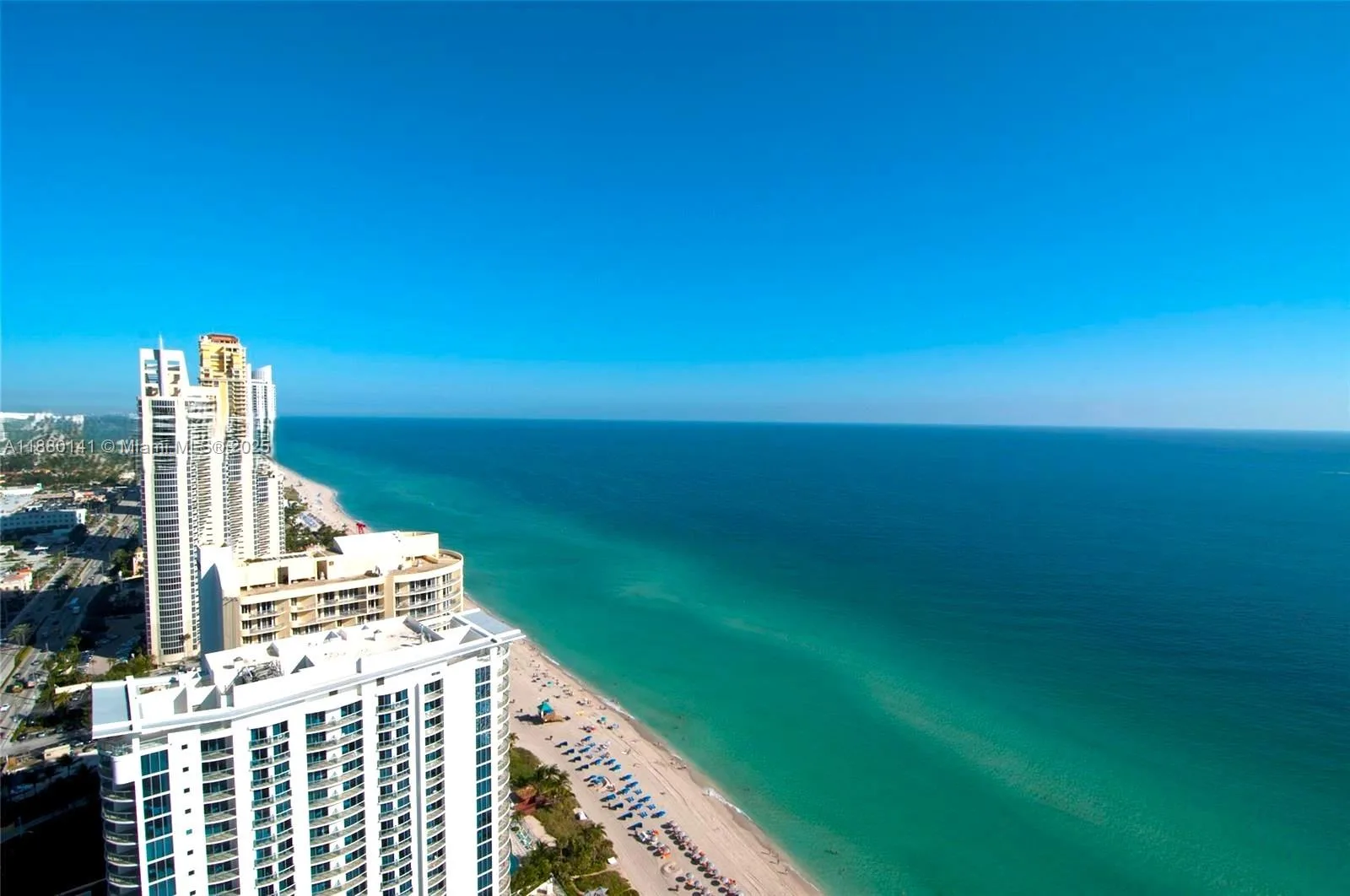 17201 Collins Ave # 4002, Sunny Isles Beach, FL 33160 photo 2