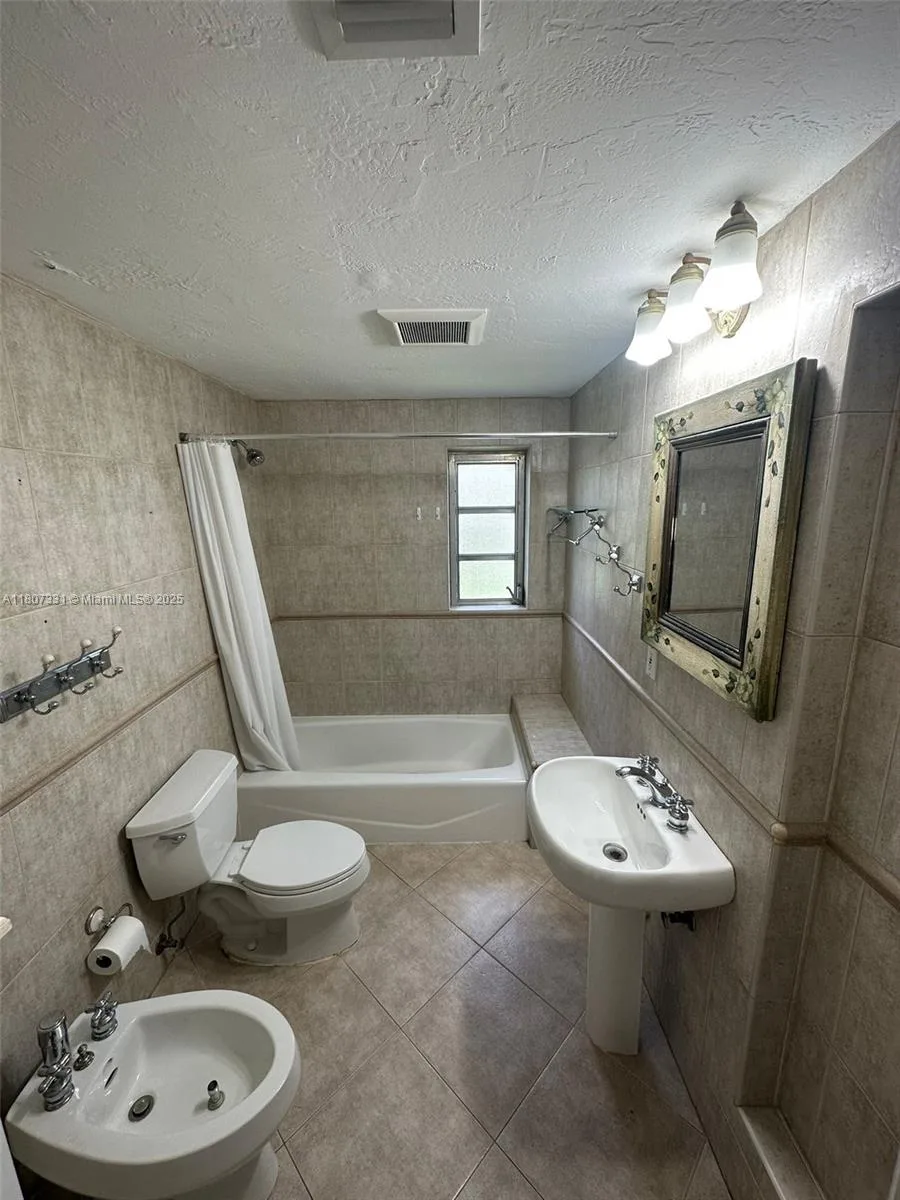 3621 Ponce De Leon Blvd, Coral Gables, FL 33134 photo 13