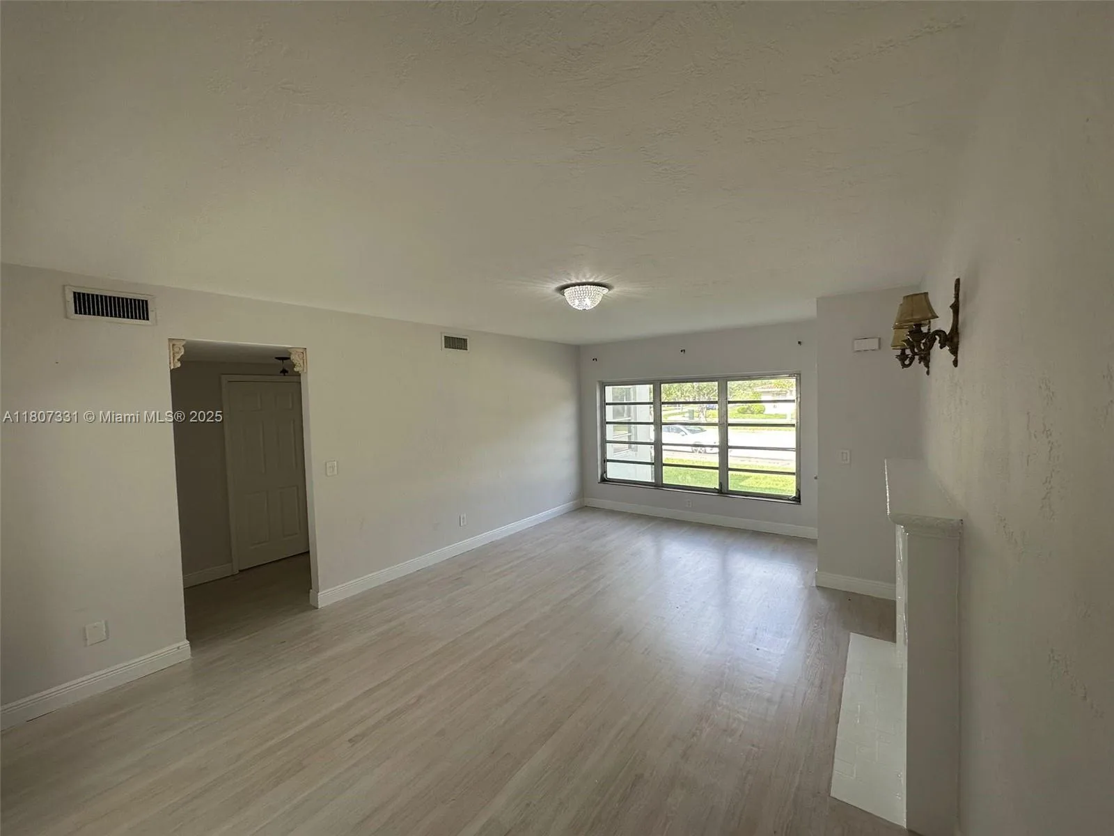 3621 Ponce De Leon Blvd, Coral Gables, FL 33134 photo 3