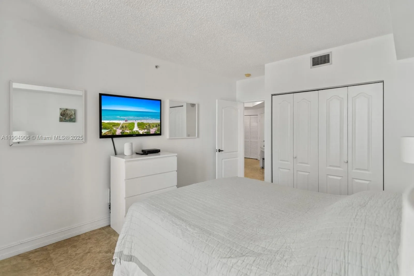 17555 Atlantic Blvd # PH7, Sunny Isles Beach, FL 33160 photo 8