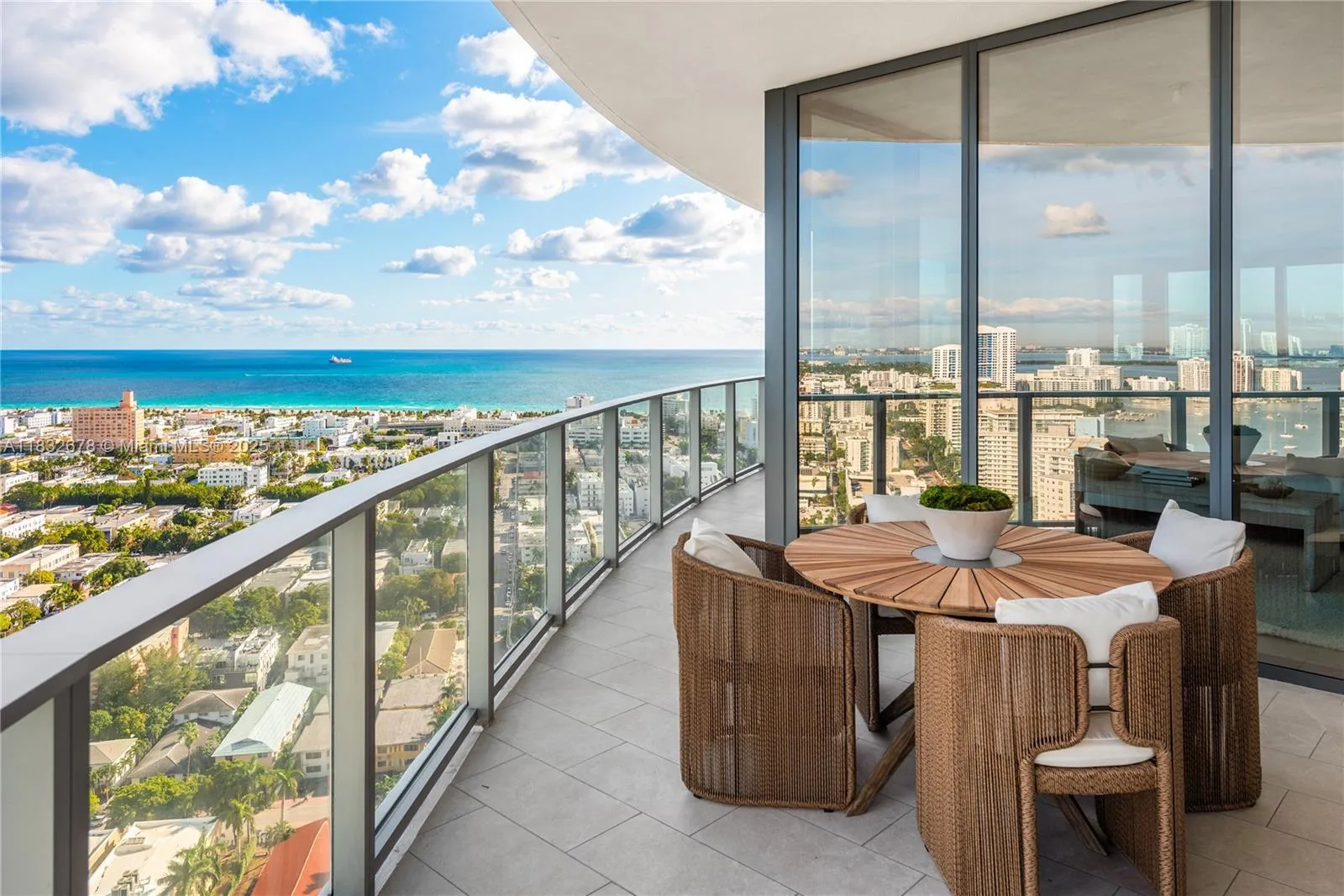 500 Alton Rd # 2903, Miami Beach, FL 33139 photo 8