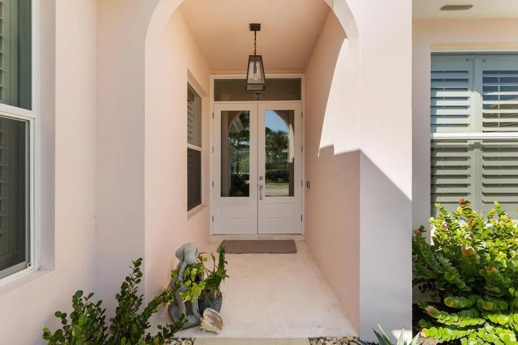 7504 SE Bay Cedar Circle, Hobe Sound, FL 33455 photo 3