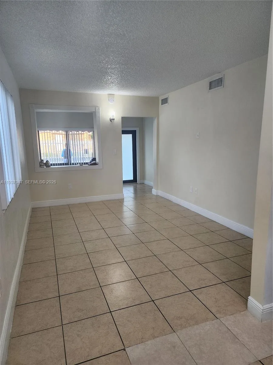 310-312 SW 36th Ave, Miami, FL 33135 photo 4