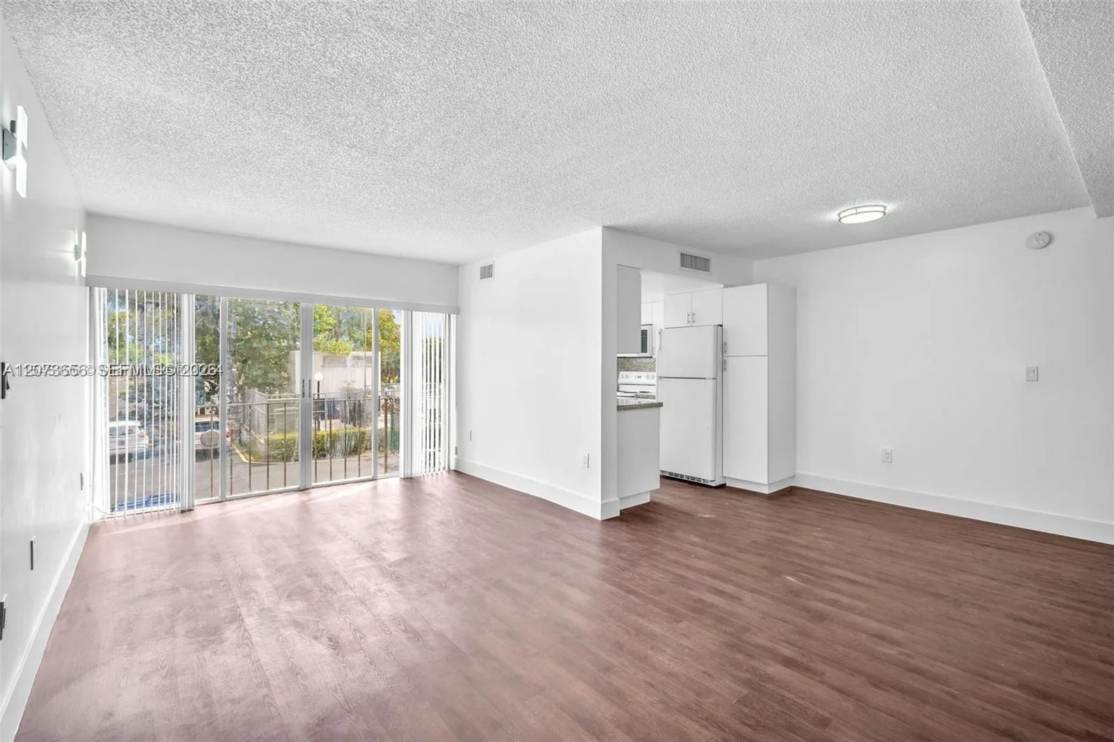 9301 SW 4th St # 229F, Miami, FL 33174