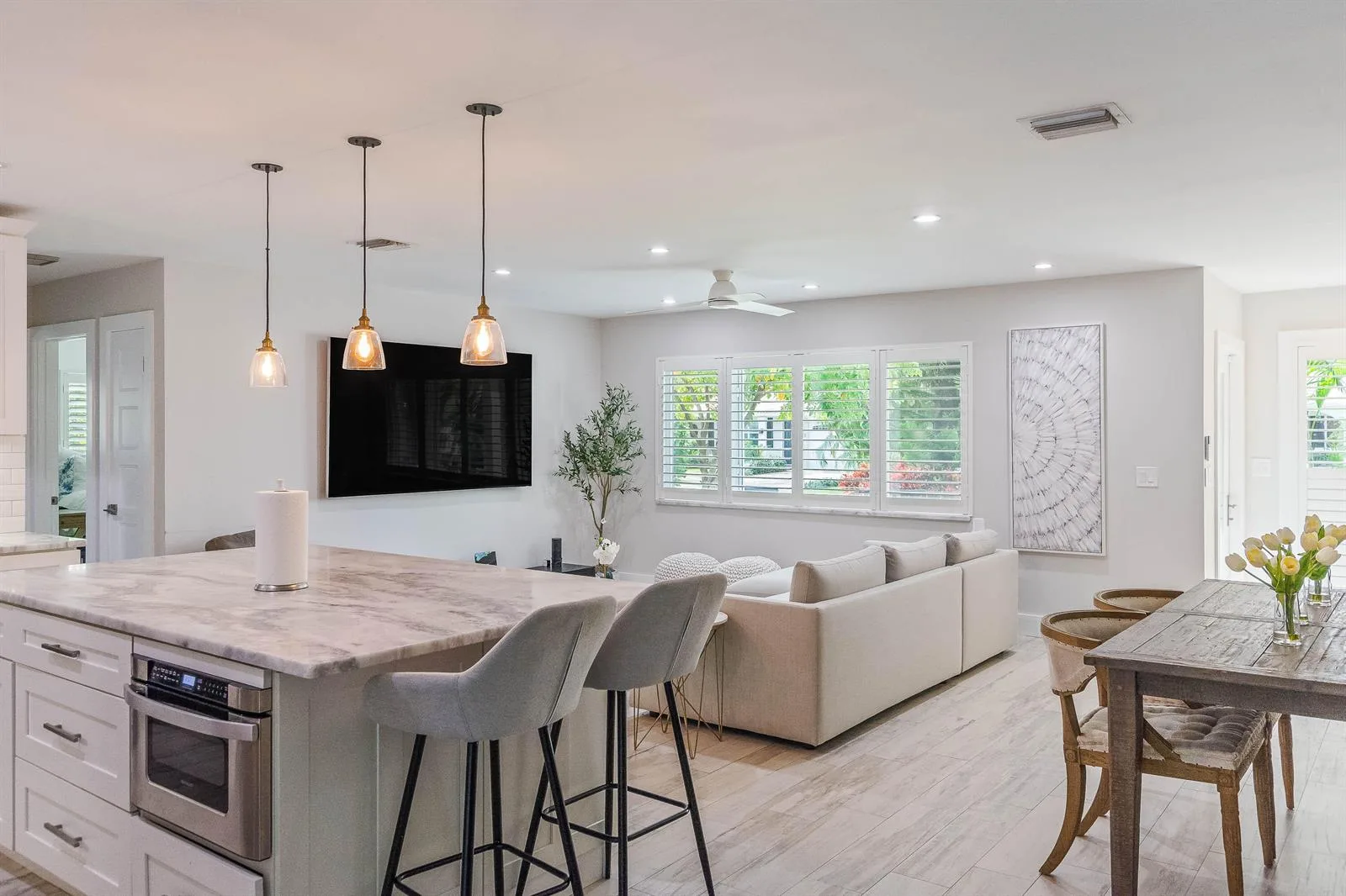 2830 SW 5th Street, Boynton Beach, FL 33435