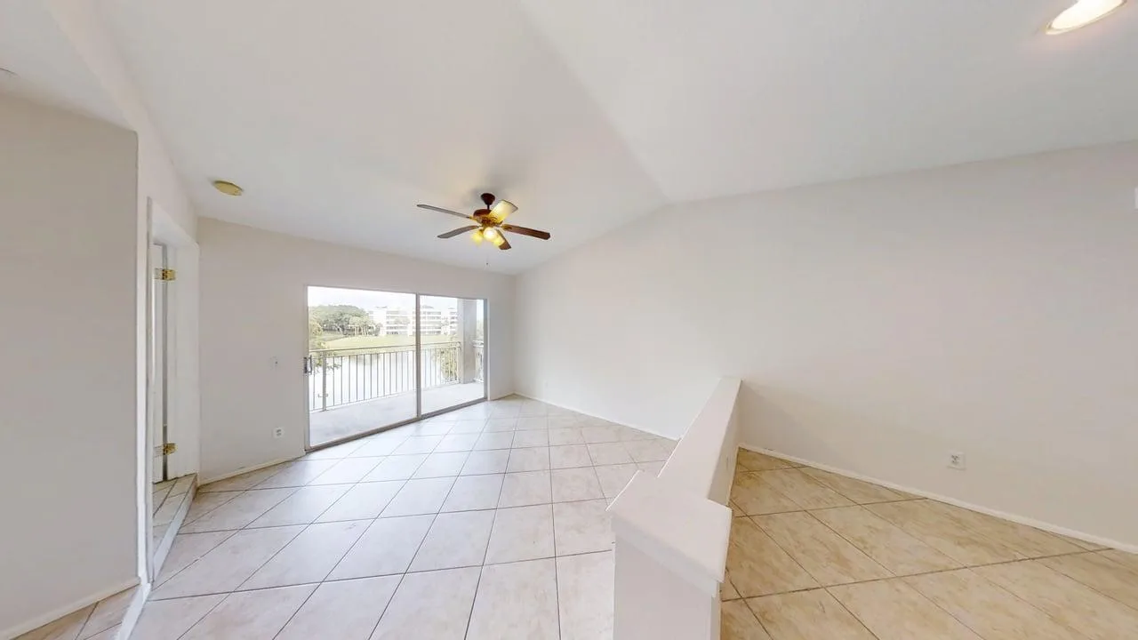 1885 Palm Cove Boulevard # 10-307, Delray Beach, FL 33445 photo 6