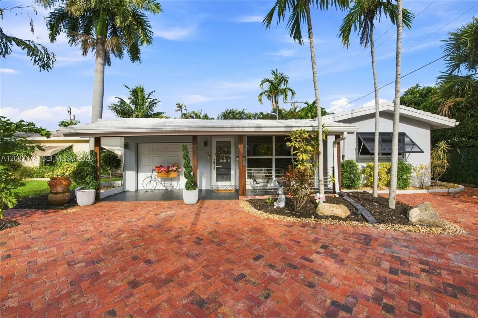 4620 NE 5th Ave, Oakland Park, FL 33334