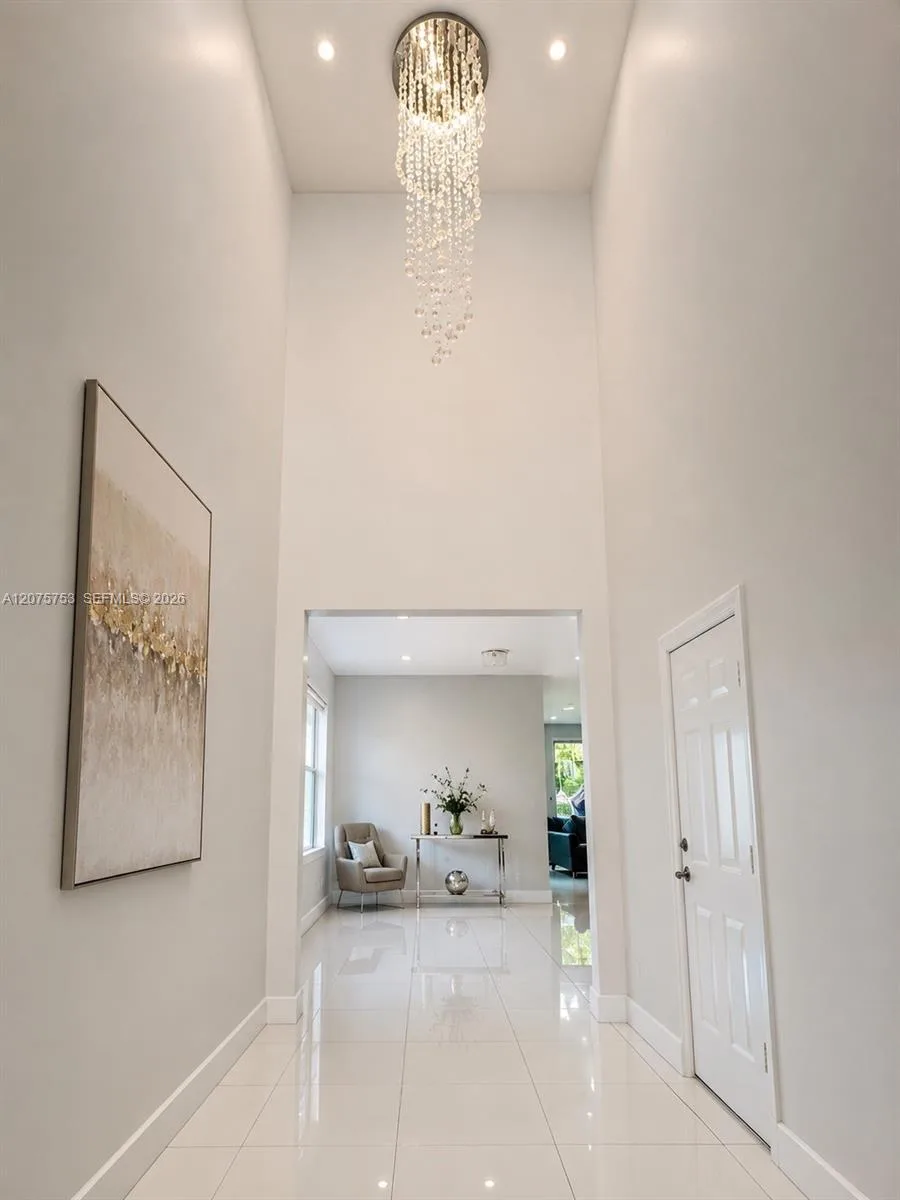 6989 NW 104th Ct, Doral, FL 33178 photo 6