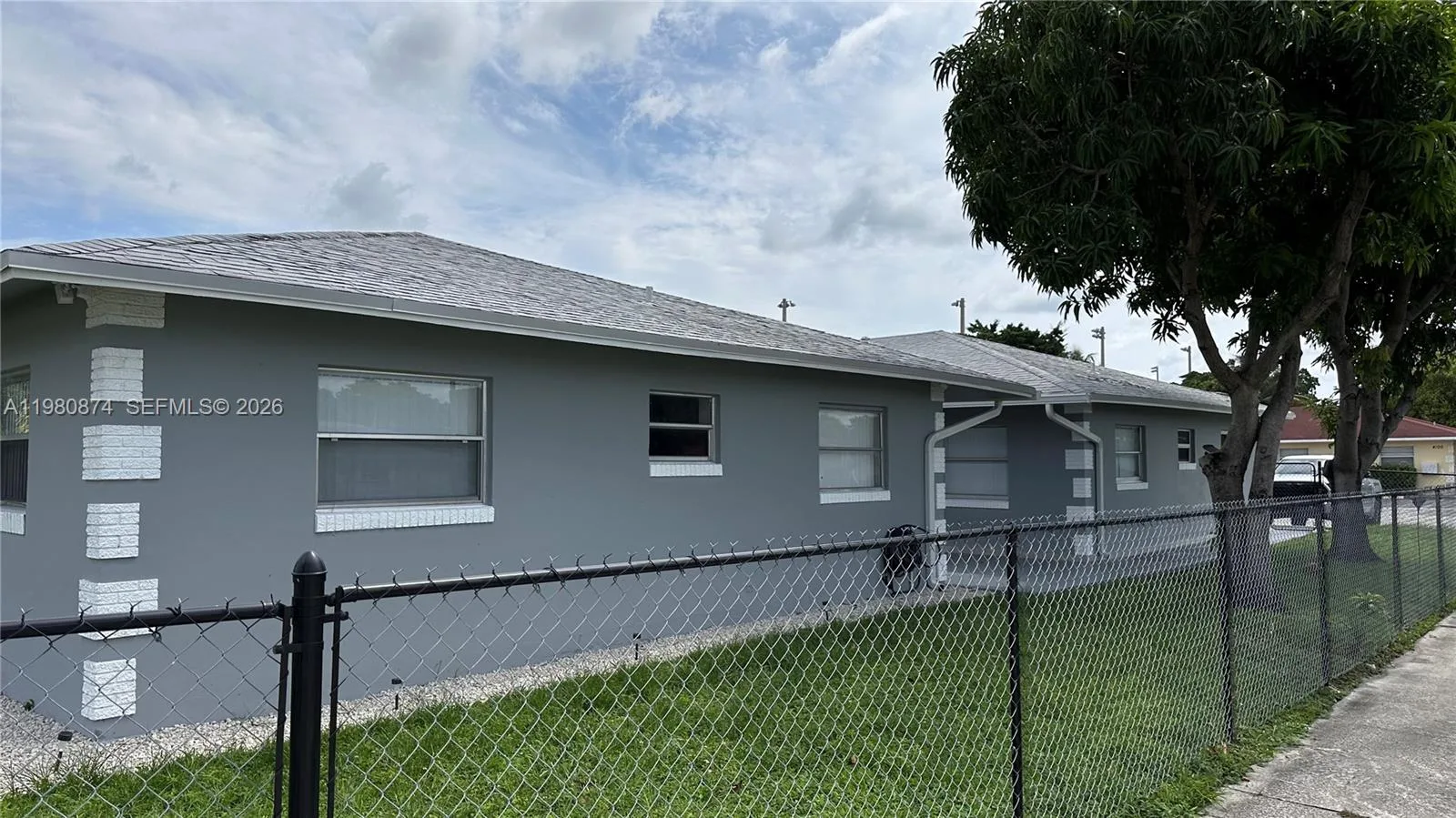 4101 NW 30th Ter, Lauderdale Lakes, FL 33309 photo 10