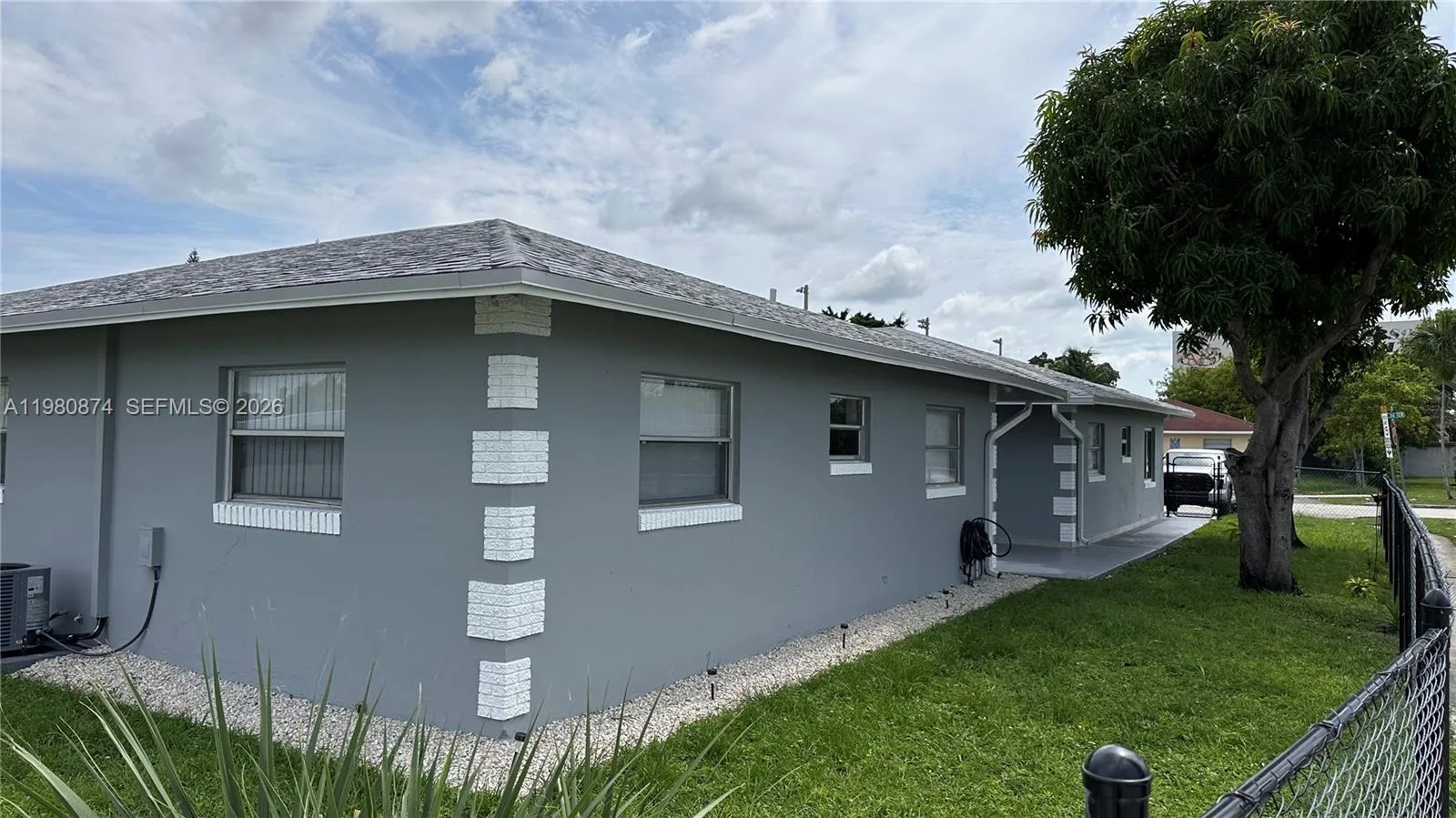4101 NW 30th Ter, Lauderdale Lakes, FL 33309 photo 8