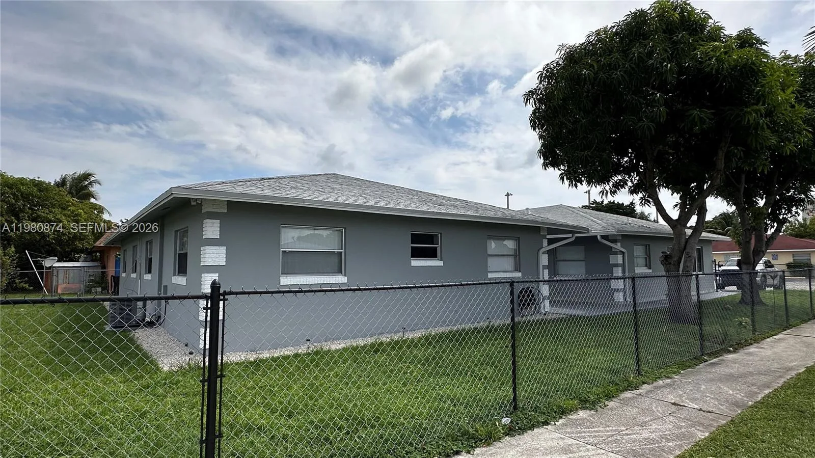 4101 NW 30th Ter, Lauderdale Lakes, FL 33309 photo 9