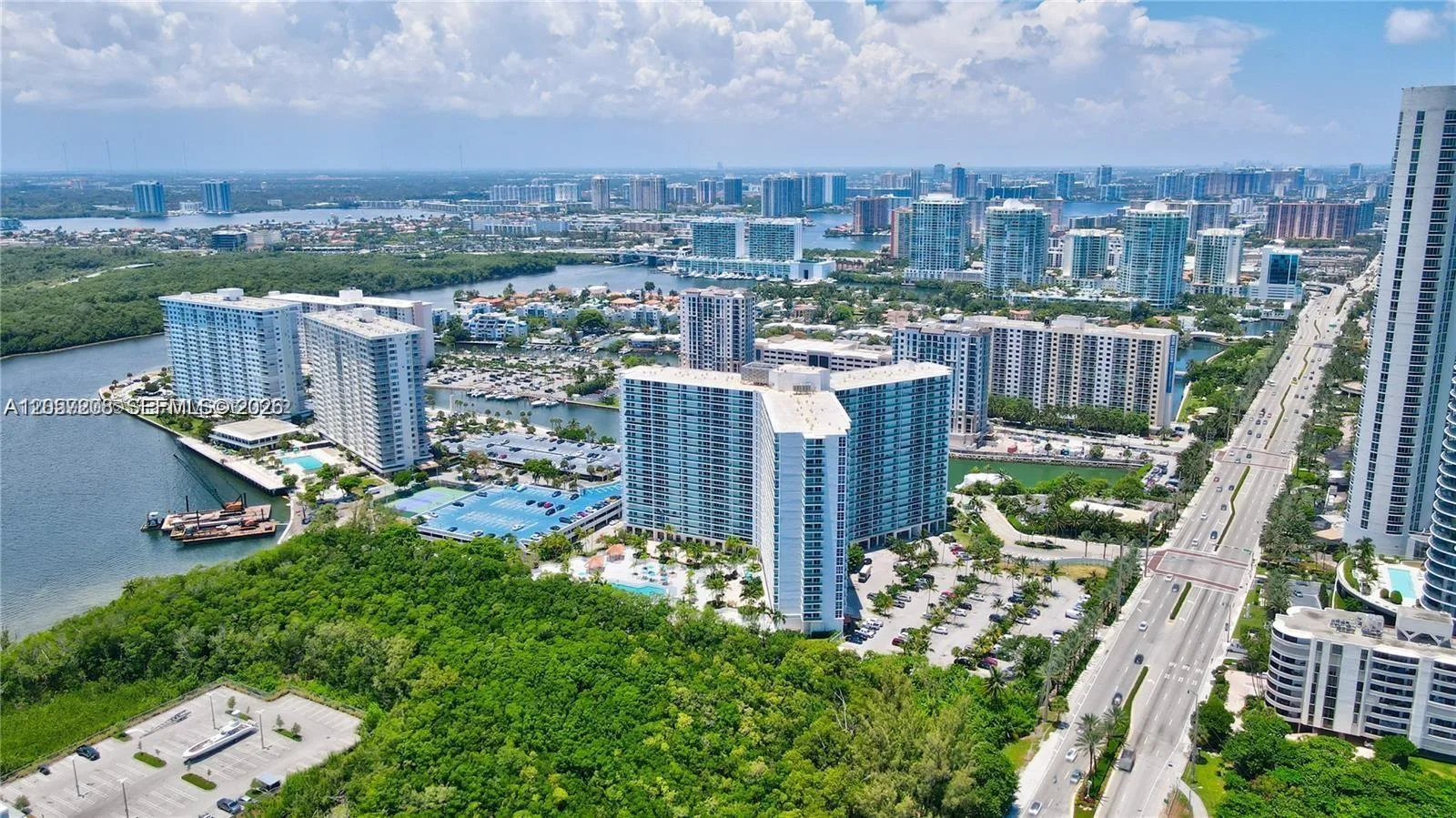 100 Bayview Dr # 1503, Sunny Isles Beach, FL 33160 photo 5