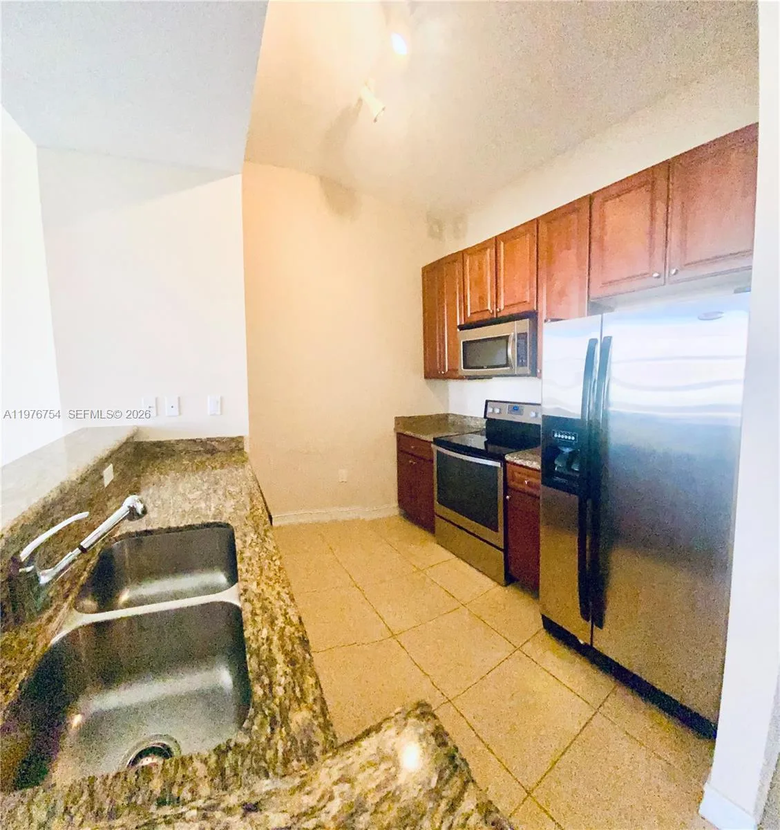 3001 NE 185th St # 534, Aventura, FL 33180 photo 3
