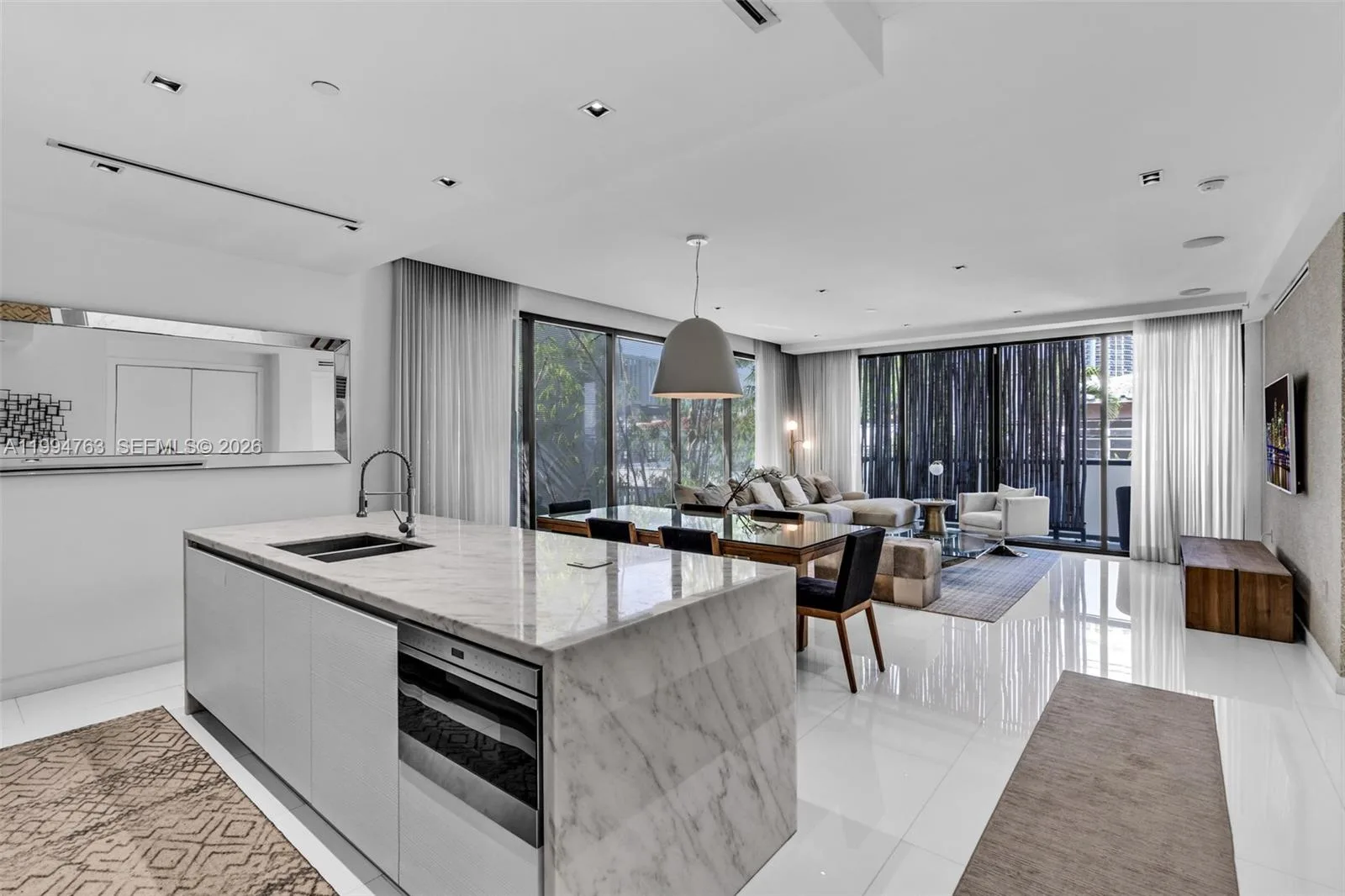 350 Meridian Ave # 202, Miami Beach, FL 33139 photo 5