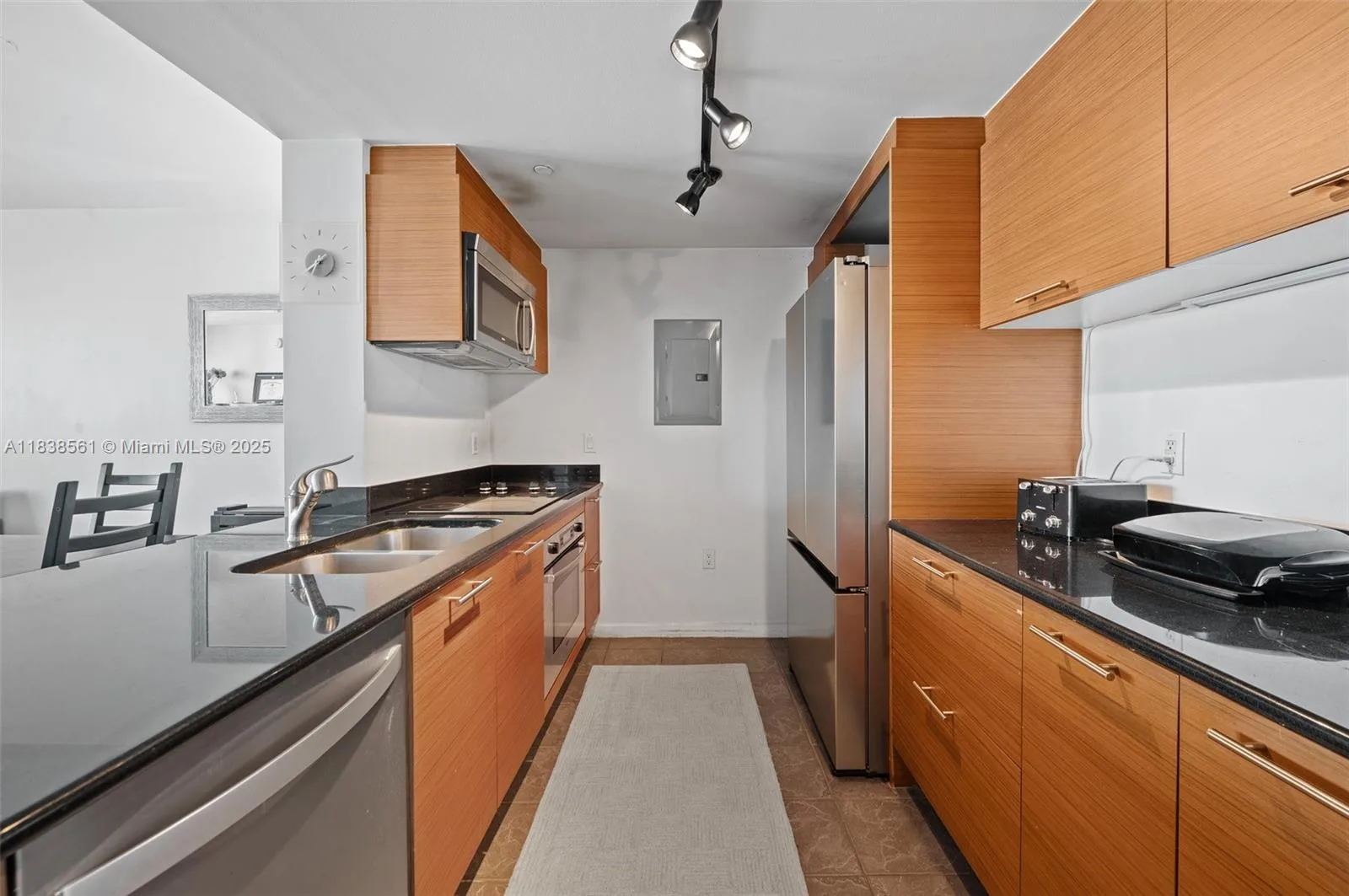50 Biscayne Blvd # 3605, Miami, FL 33132 photo 2