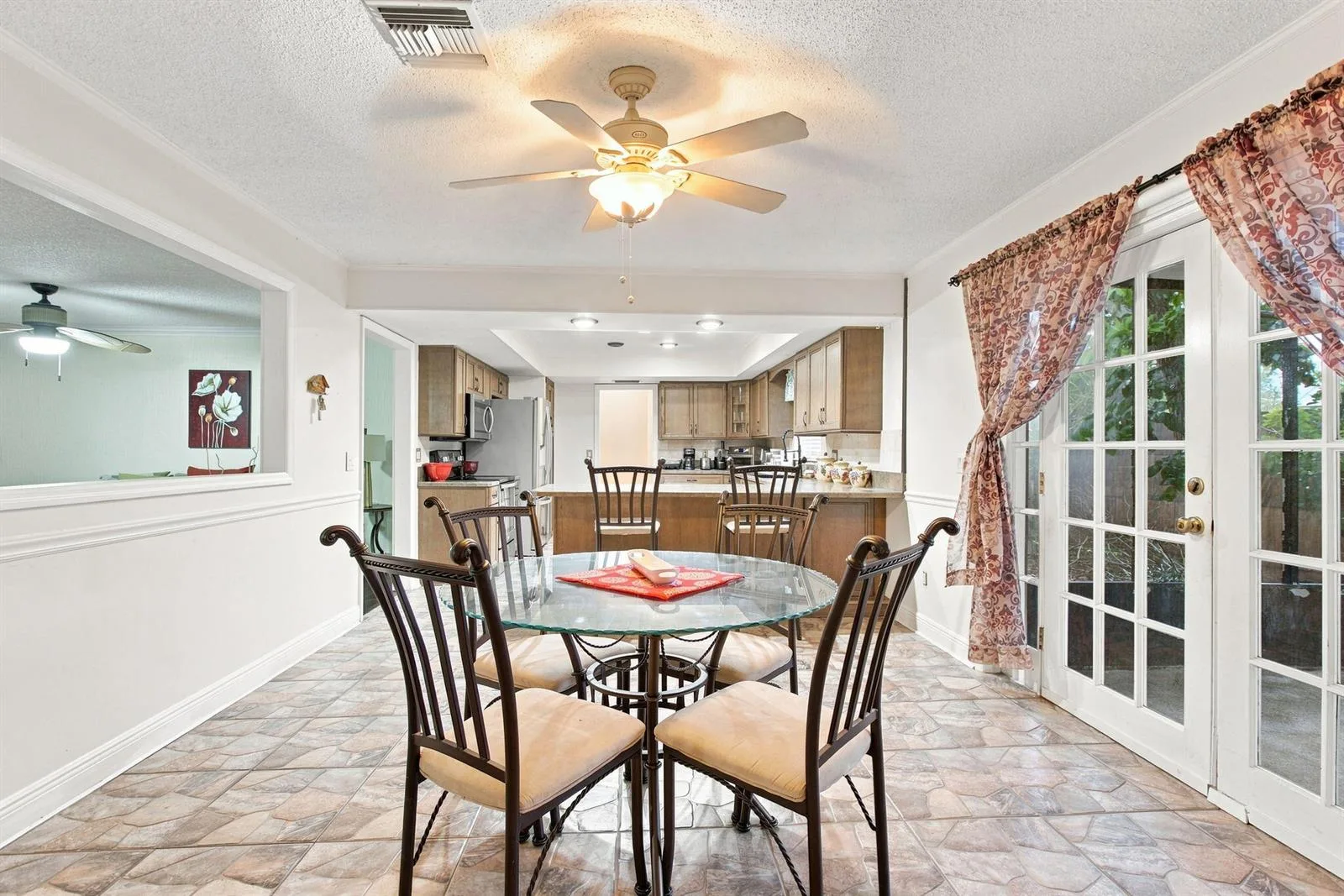 2730 Fairway Drive, Fort Pierce, FL 34982 photo 11
