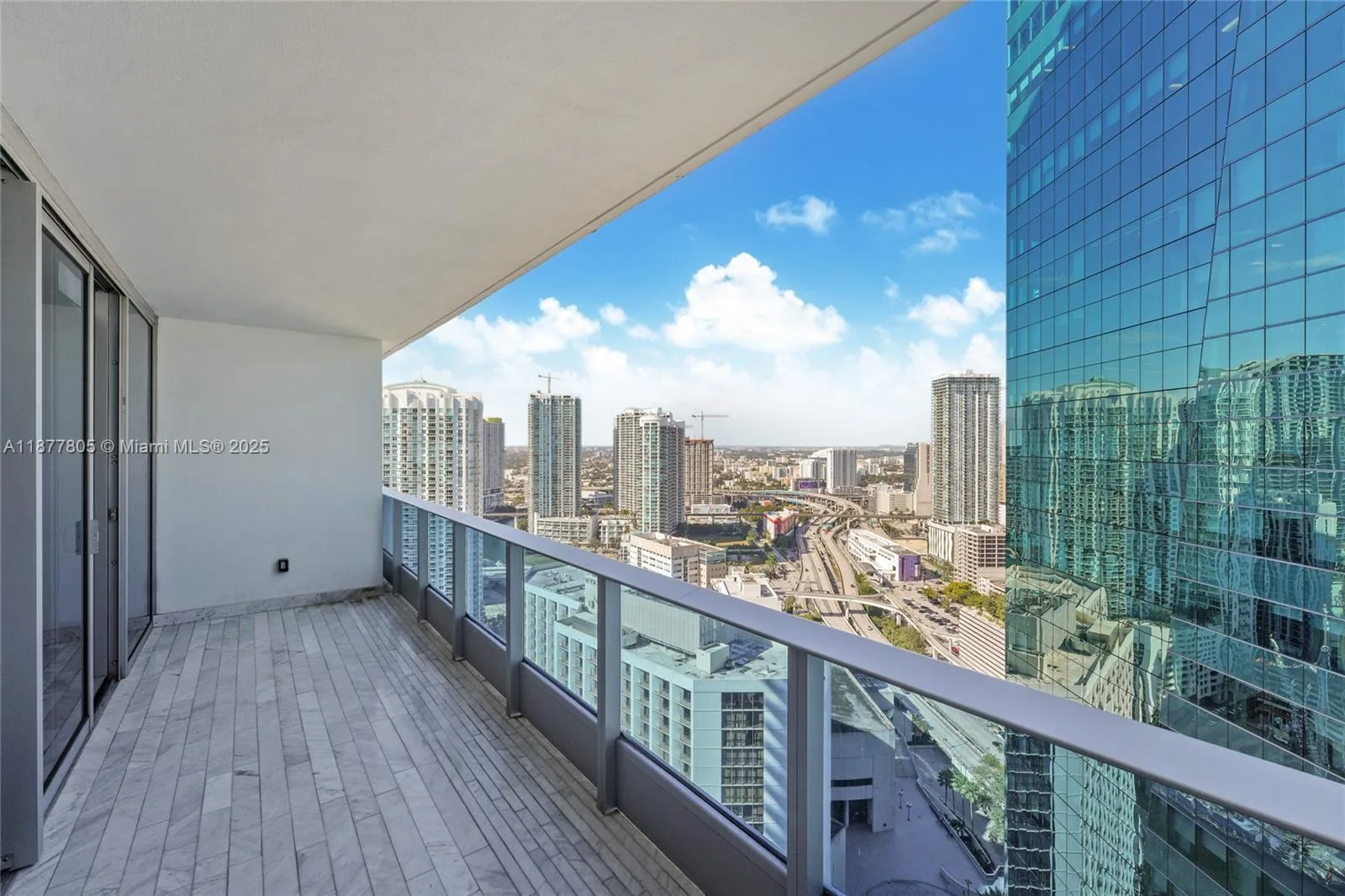 200 Biscayne Boulevard Way # 3613, Miami, FL 33131