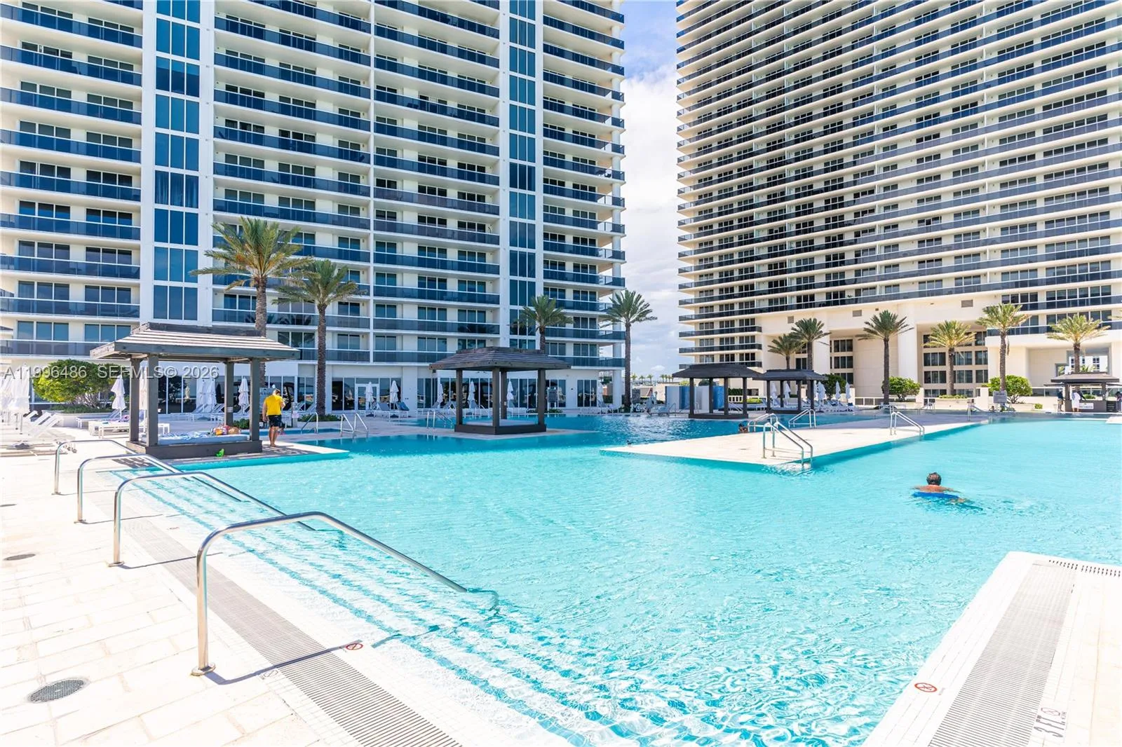 1830 S Ocean Dr # 2608, Hallandale Beach, FL 33009 photo 11