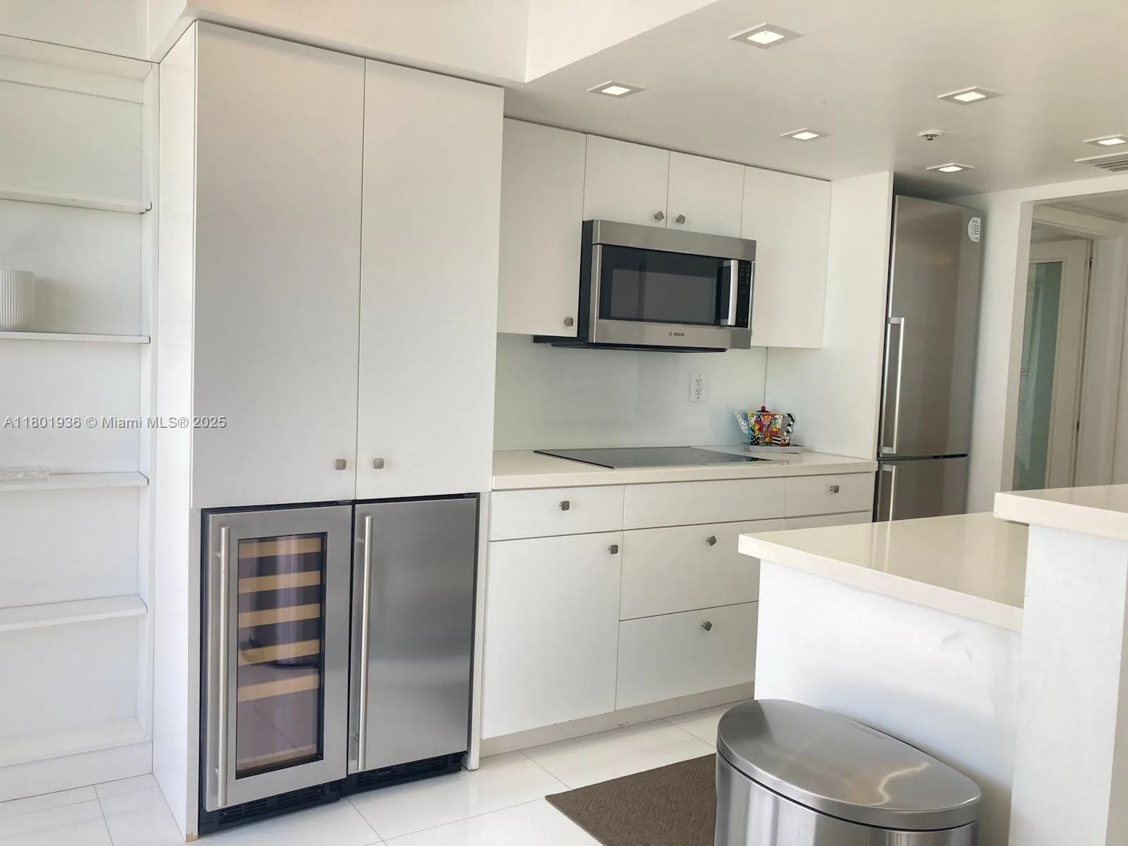 2555 Collins Ave # 1114, Miami Beach, FL 33140 photo 4