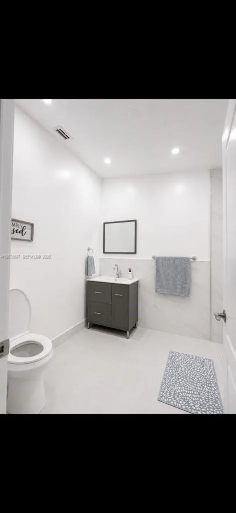 16529 SW 98th Ter, Miami, FL 33196 photo 8