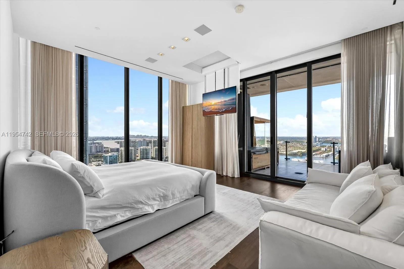 17141 Collins Ave # 2902, Sunny Isles Beach, FL 33160 photo 7