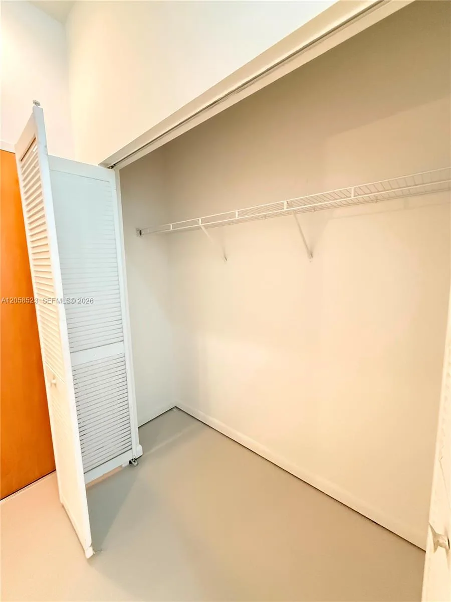 244 BISCAYNE BL # 250, Miami, FL 33132 photo 11