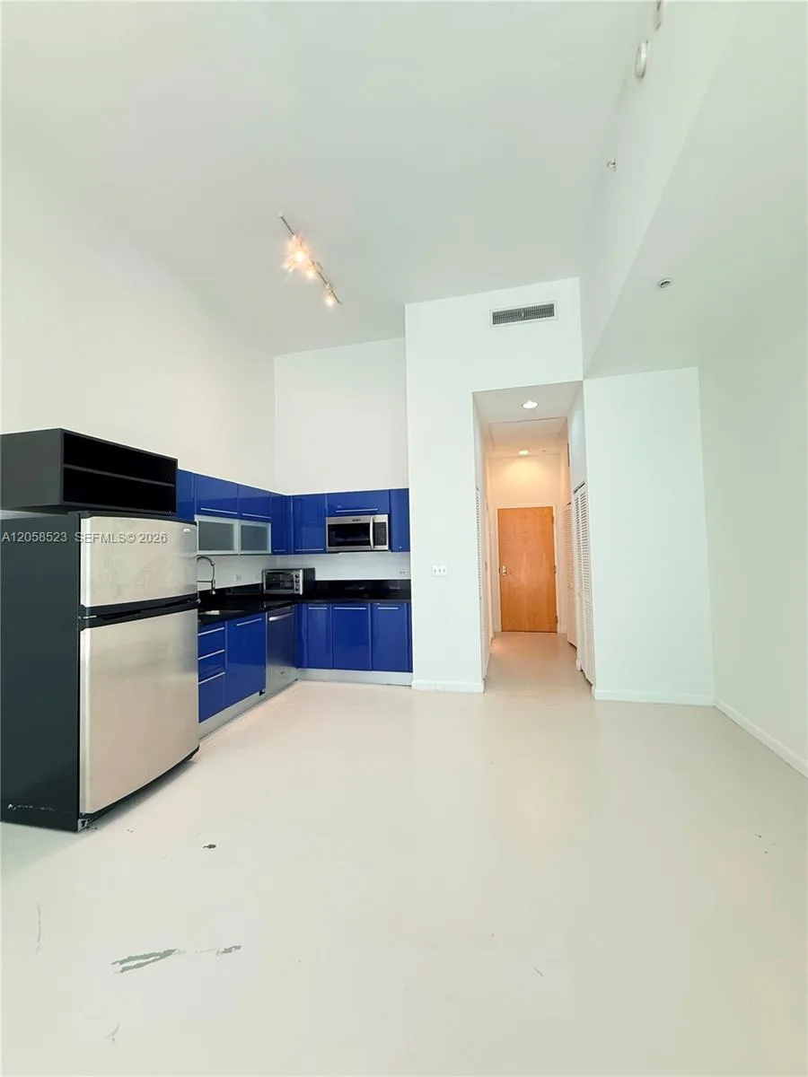 244 BISCAYNE BL # 250, Miami, FL 33132 photo 5