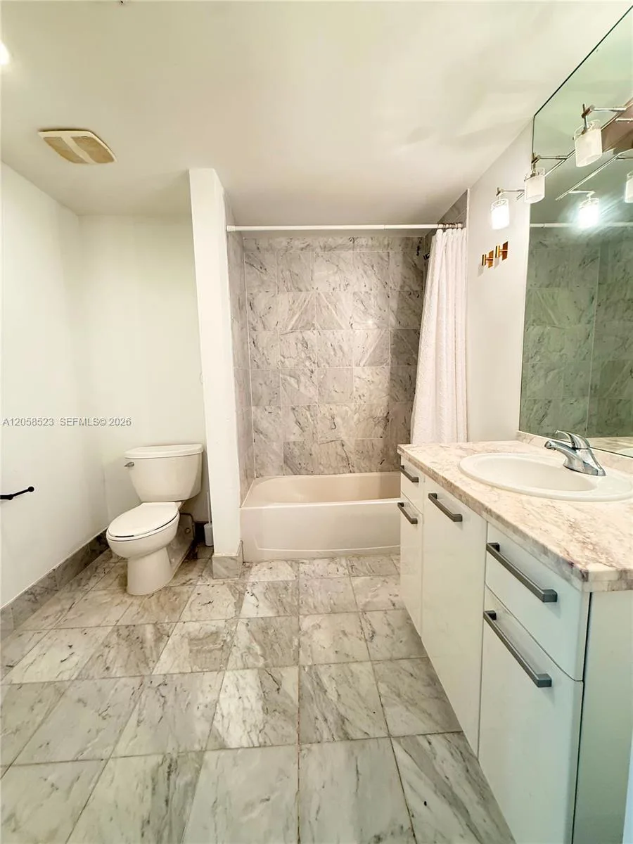 244 BISCAYNE BL # 250, Miami, FL 33132 photo 8