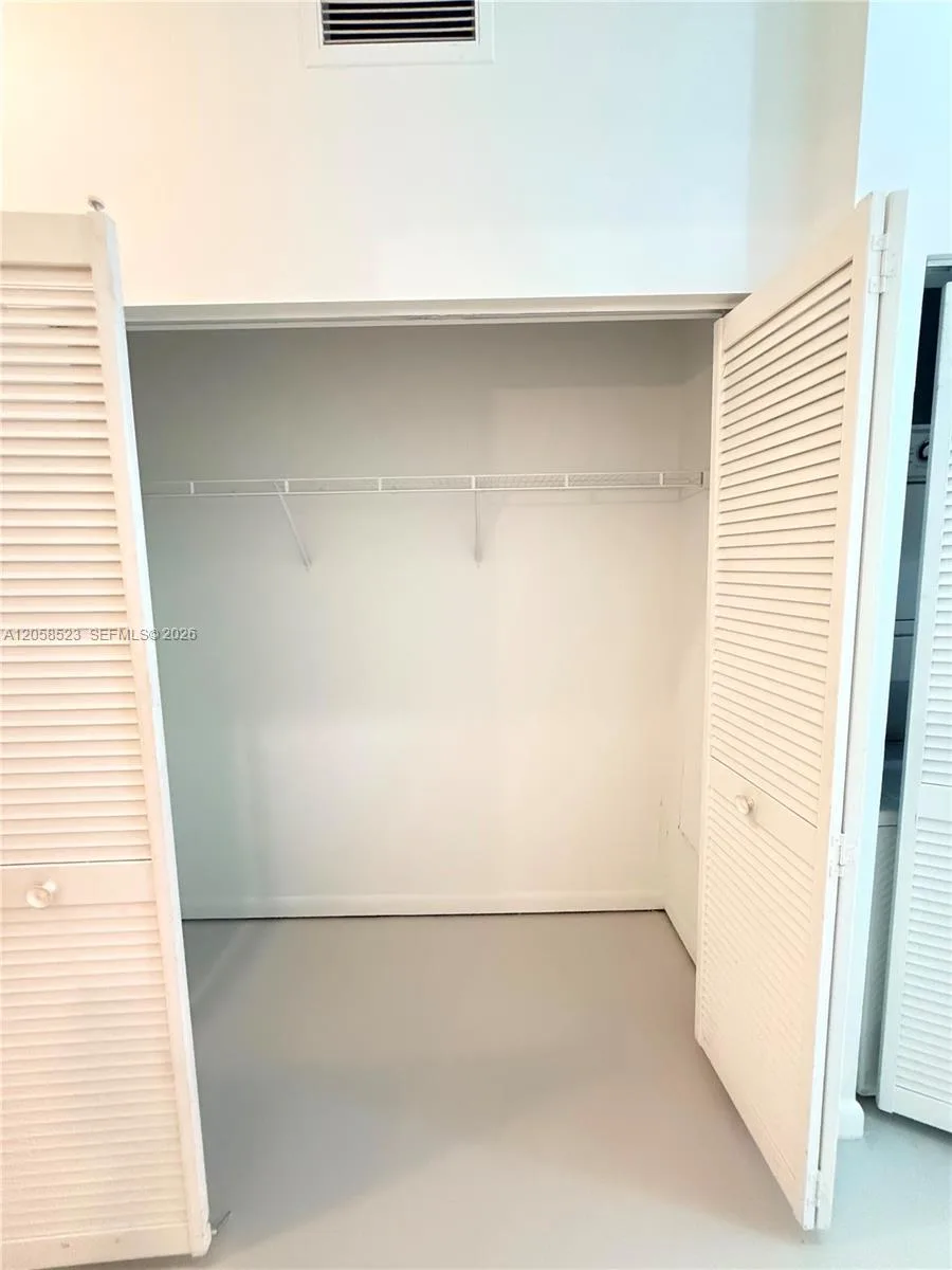 244 BISCAYNE BL # 250, Miami, FL 33132 photo 9