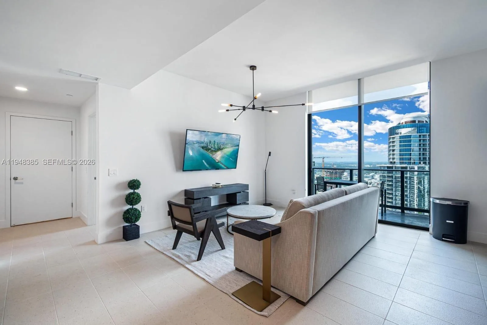 159 NE 6th St # 5101, Miami, FL 33132 photo 3