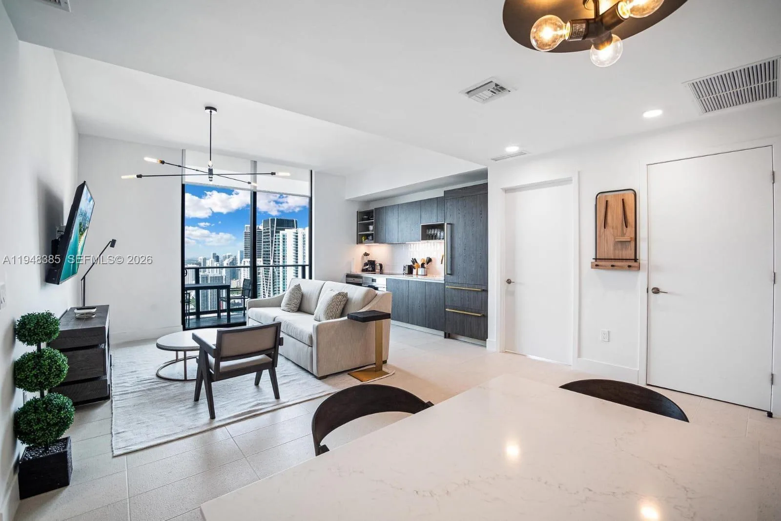 159 NE 6th St # 5101, Miami, FL 33132 photo 7