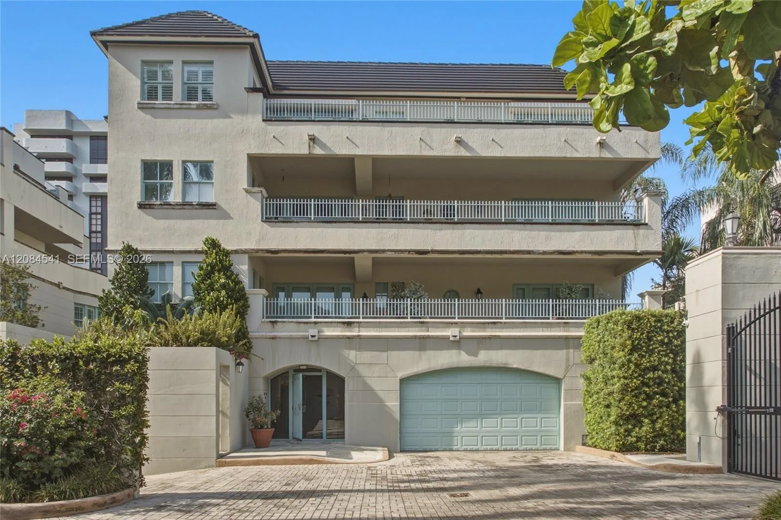 2600 Segovia St # 703, Coral Gables, FL 33134
