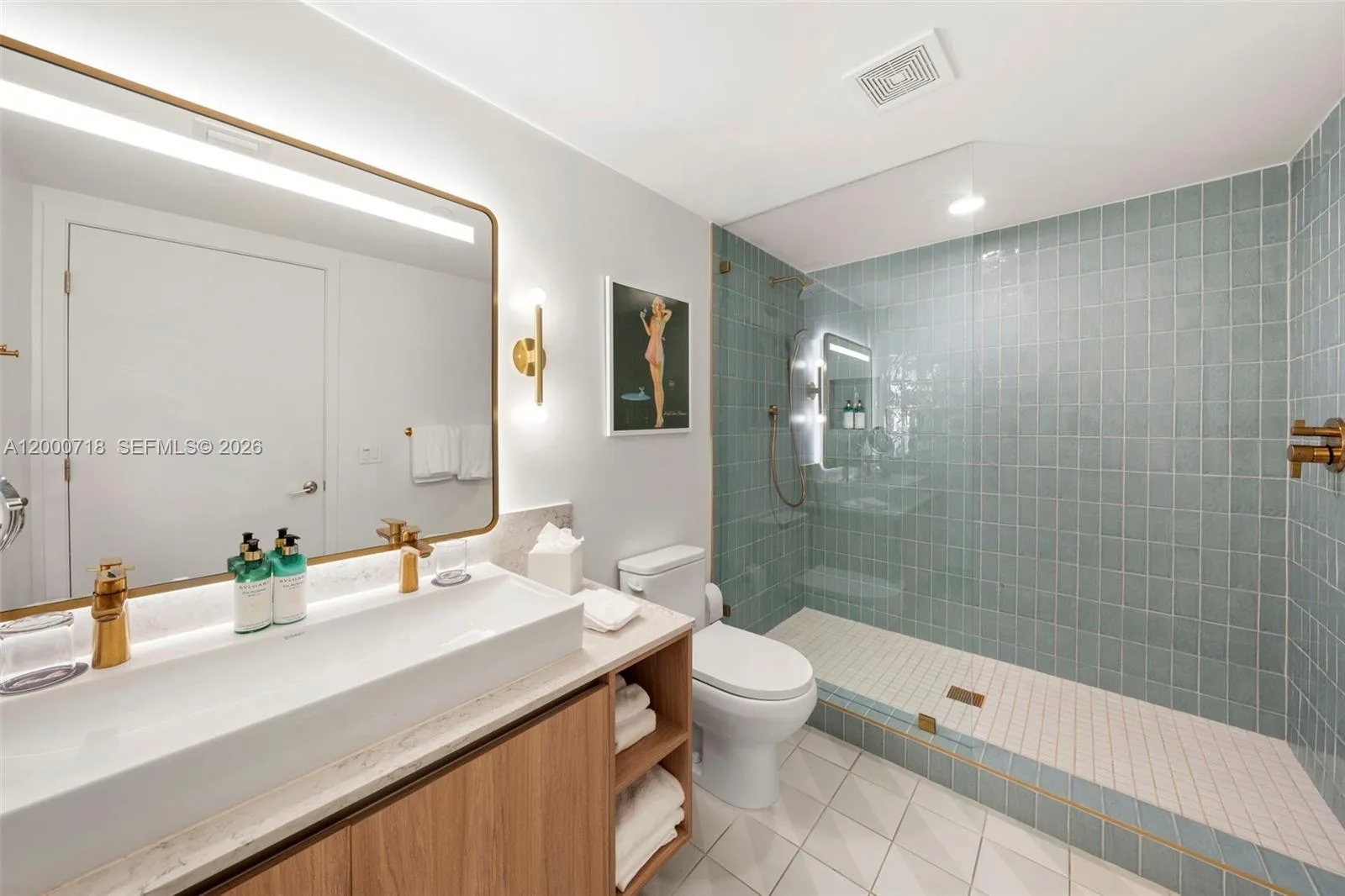 159 NE 6th St # 2915, Miami, FL 33132 photo 13