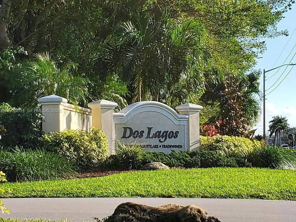 16 Via De Casas Sur # 201, Boynton Beach, FL 33426