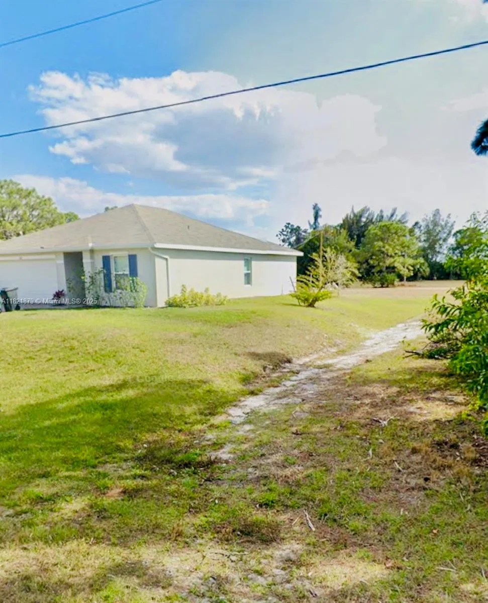 2314 NE 36th ST, Cape Coral, FL 33909 photo 3