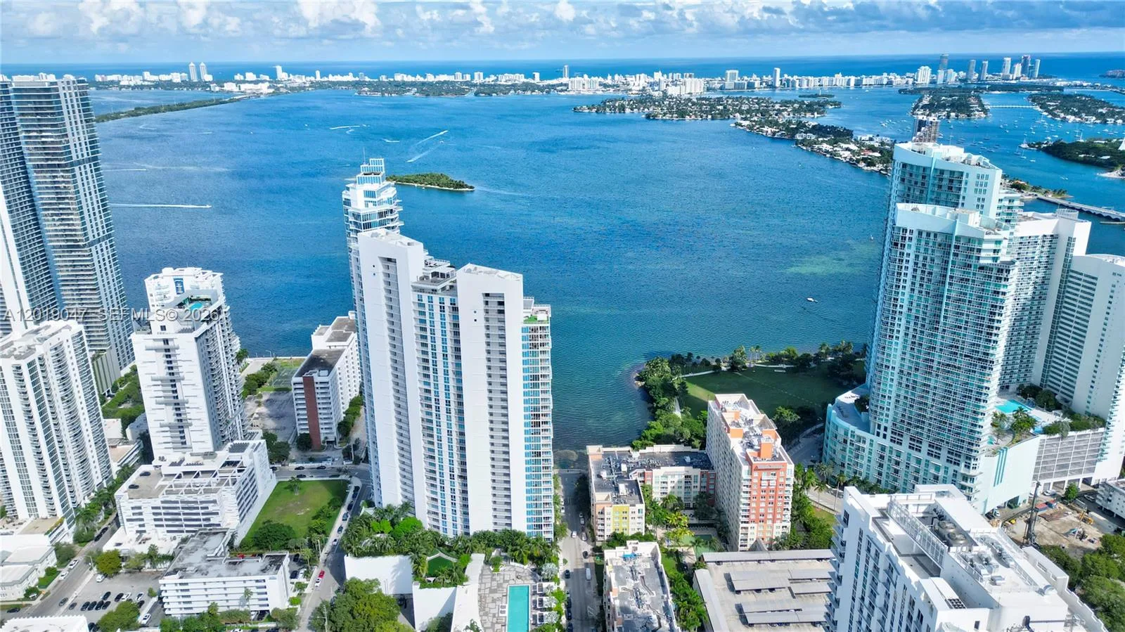 2020 N Bayshore Dr # 1905, Miami, FL 33137