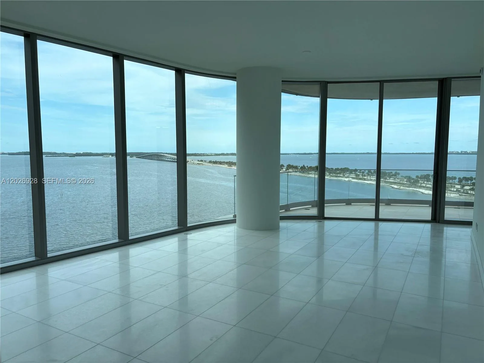 175 SE 25 Road # 901, Miami, FL 33129 photo 4