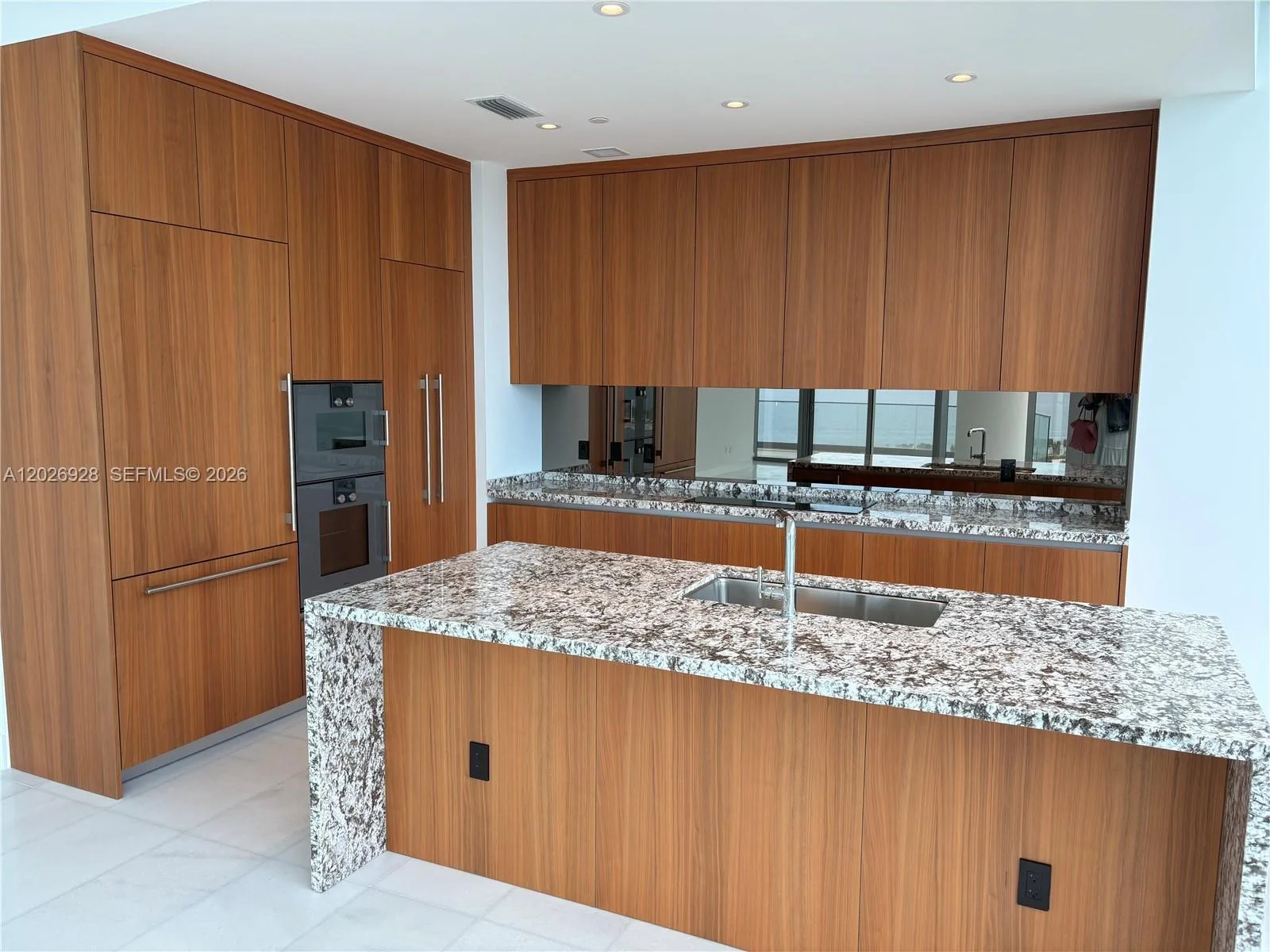 175 SE 25 Road # 901, Miami, FL 33129 photo 5