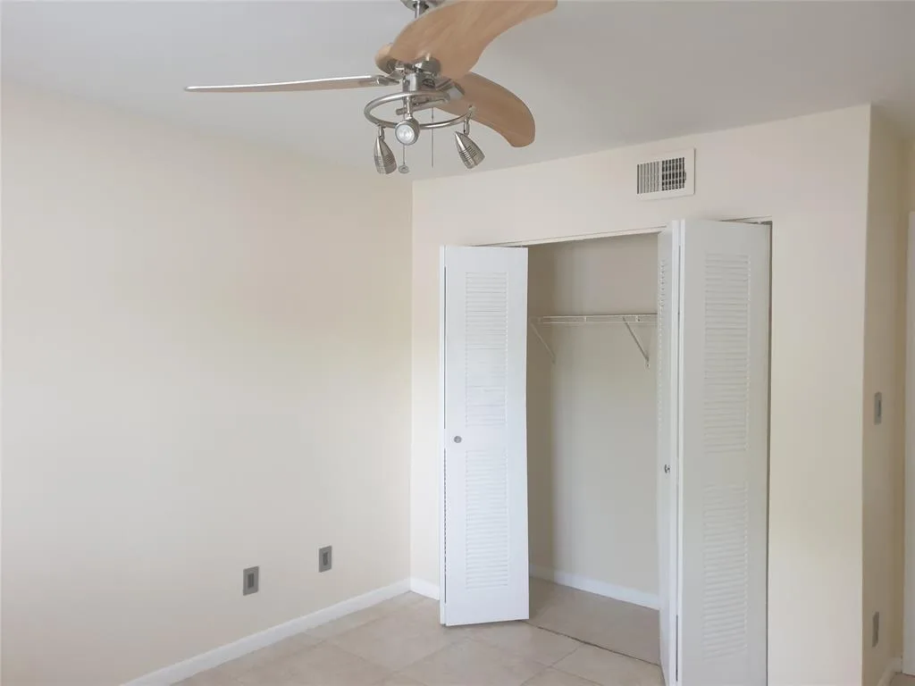 520 S Park Road # 18-12, Hollywood, FL 33021 photo 10