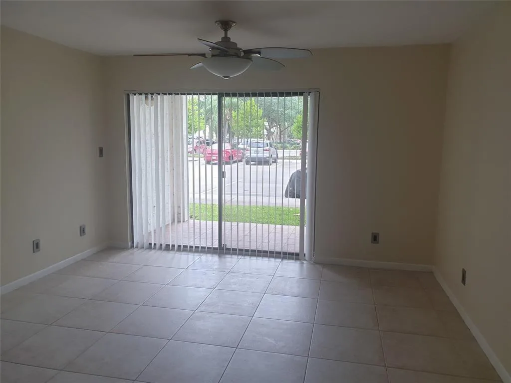 520 S Park Road # 18-12, Hollywood, FL 33021 photo 5