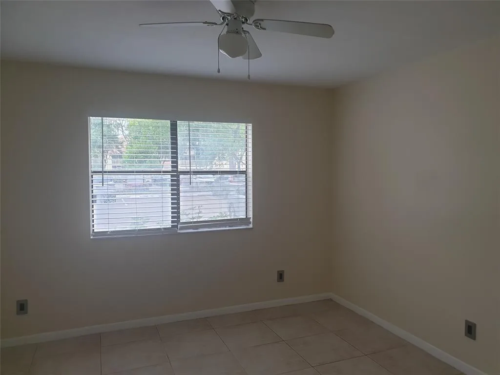 520 S Park Road # 18-12, Hollywood, FL 33021 photo 8