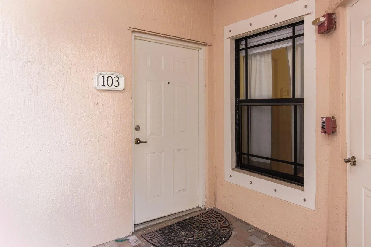 2807 Veronia Drive # 103, Palm Beach Gardens, FL 33410 photo 4